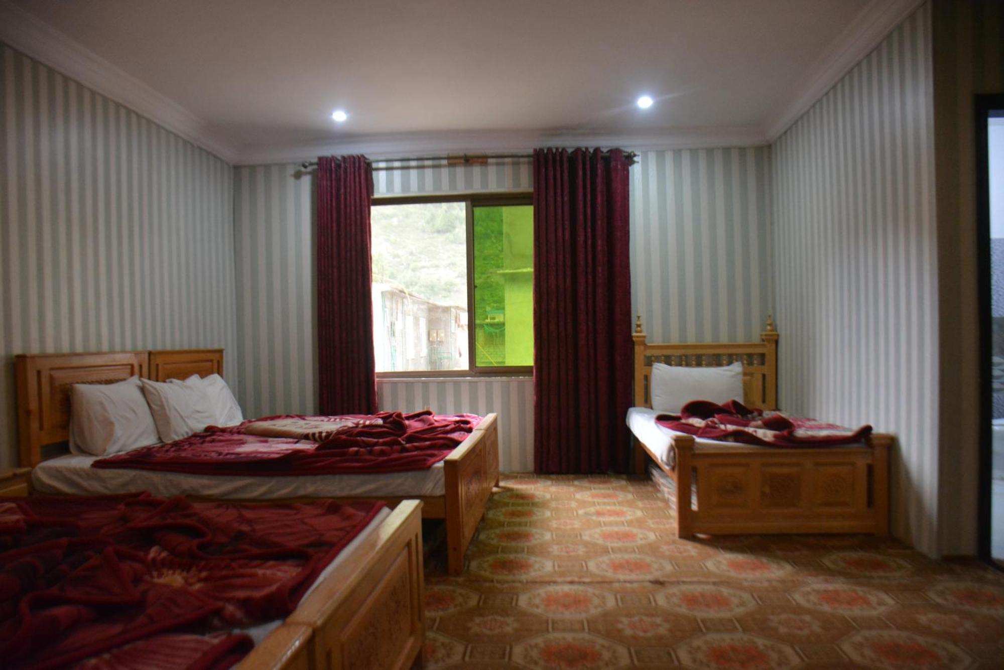 Hotel Pine Hills, Naran Zewnętrze zdjęcie