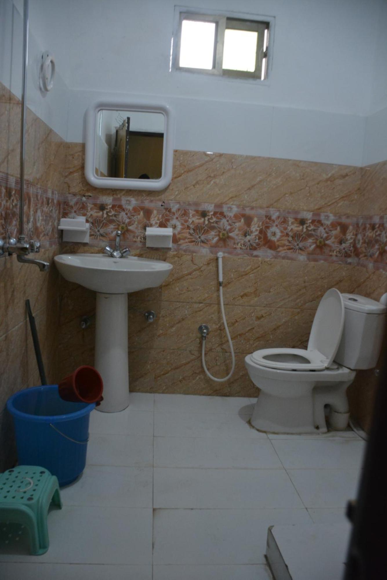 Hotel Pine Hills, Naran Zewnętrze zdjęcie